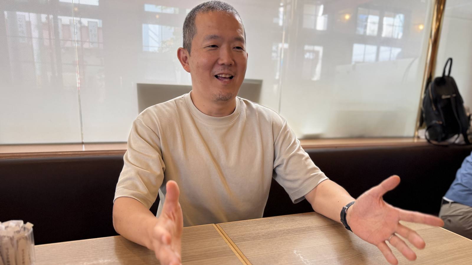 インタビューに答える株式会社ルクセス 高橋伸嘉さん